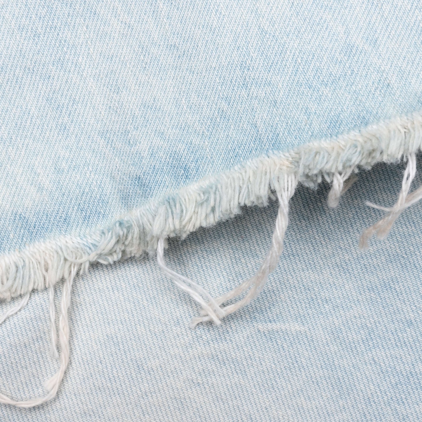 Cutted Belt Low Rise Denim Shorts - Pale Blue
