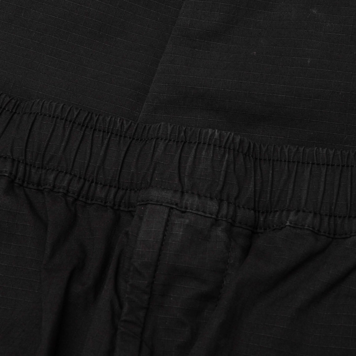 Loose Fit Cargo Pants - Black