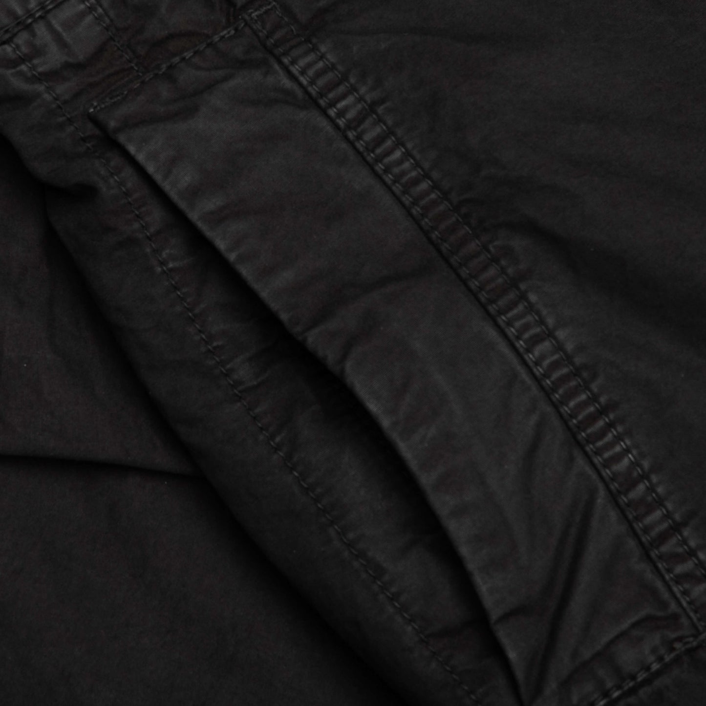 Old Treatment Comfort Fit Cargo Pants - Black