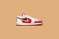 Air Jordan 1 Low SE (GS) - White/Metallic Gold/University Red