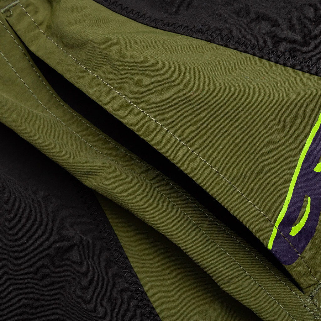 Brain Dead x Gotcha Contrast Paneled Trunk - Black