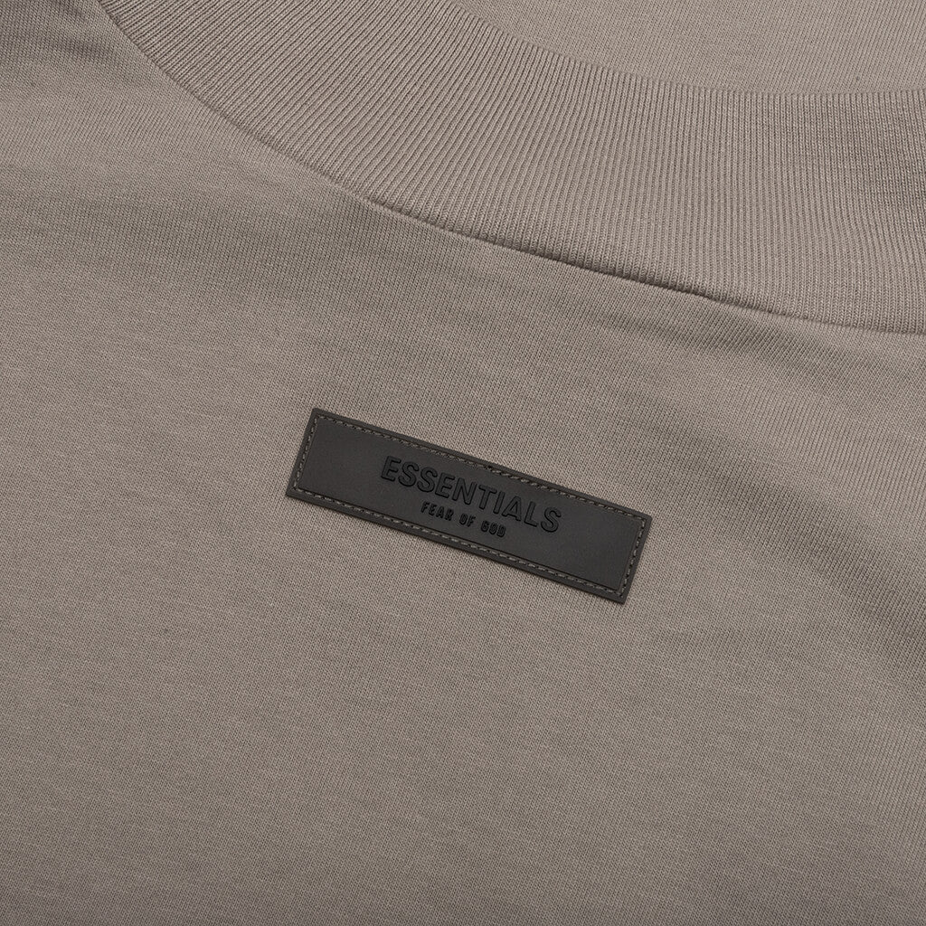Essentials L/S Tee - Desert Taupe