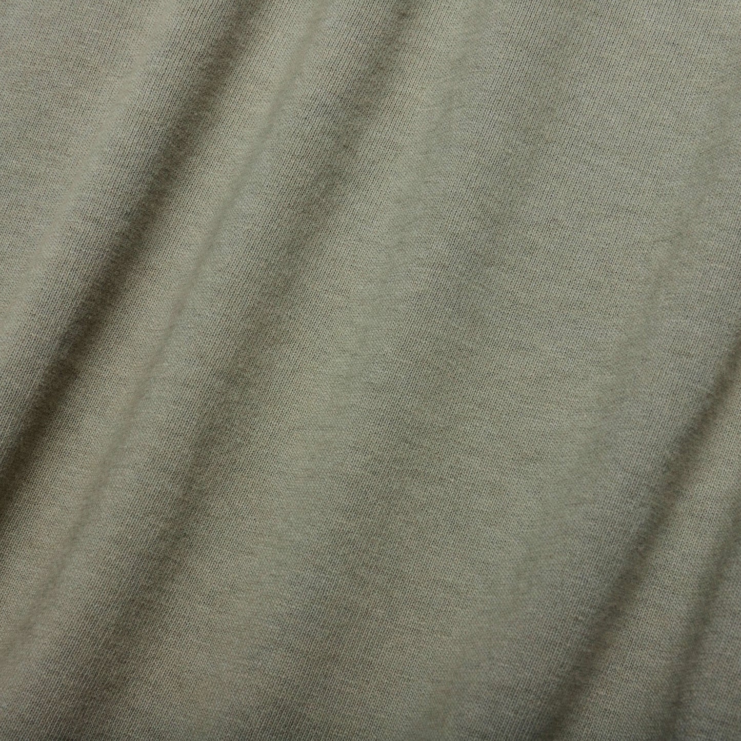 Groovy Tee - Oil Green
