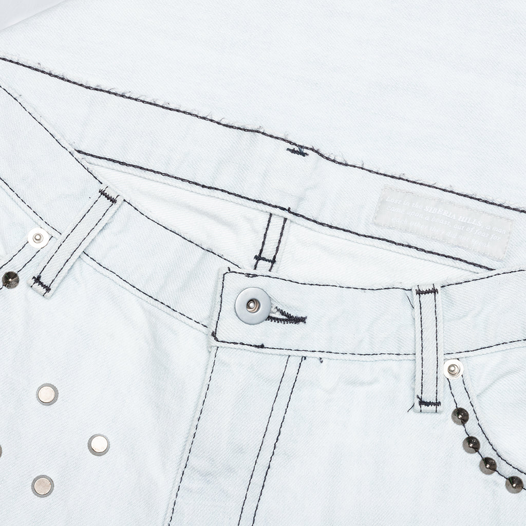 Studded Jeans - Light Wash
