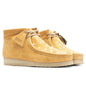 Vandy The Pink x Clarks Embroidery Wallabee Boot - Tan