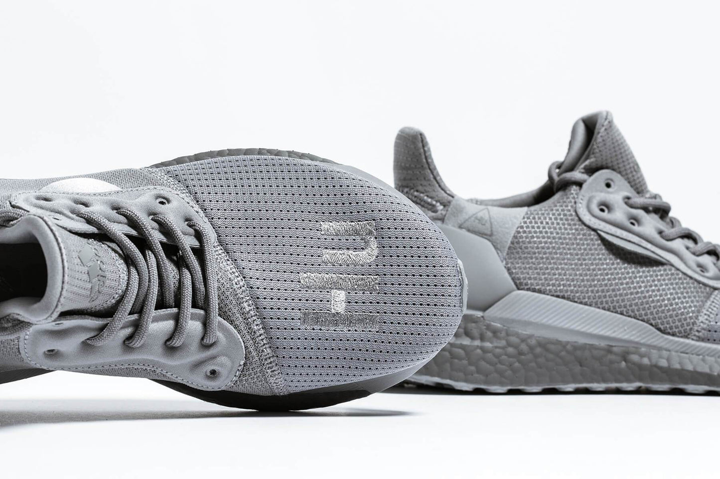 Adidas x Pharrell Williams Solar Hu PRD - Grey